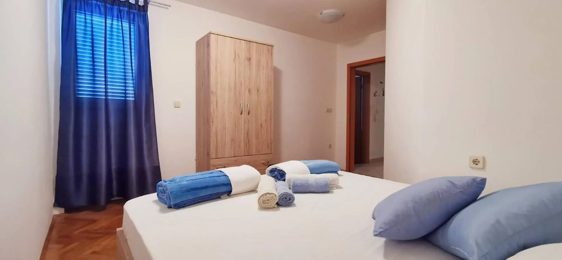 בית הארחה באסקה Apartments Posta